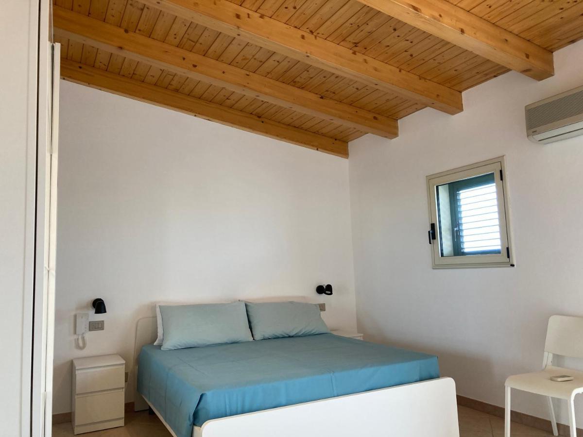 Delposto Marina Di Ragusa Buitenkant foto