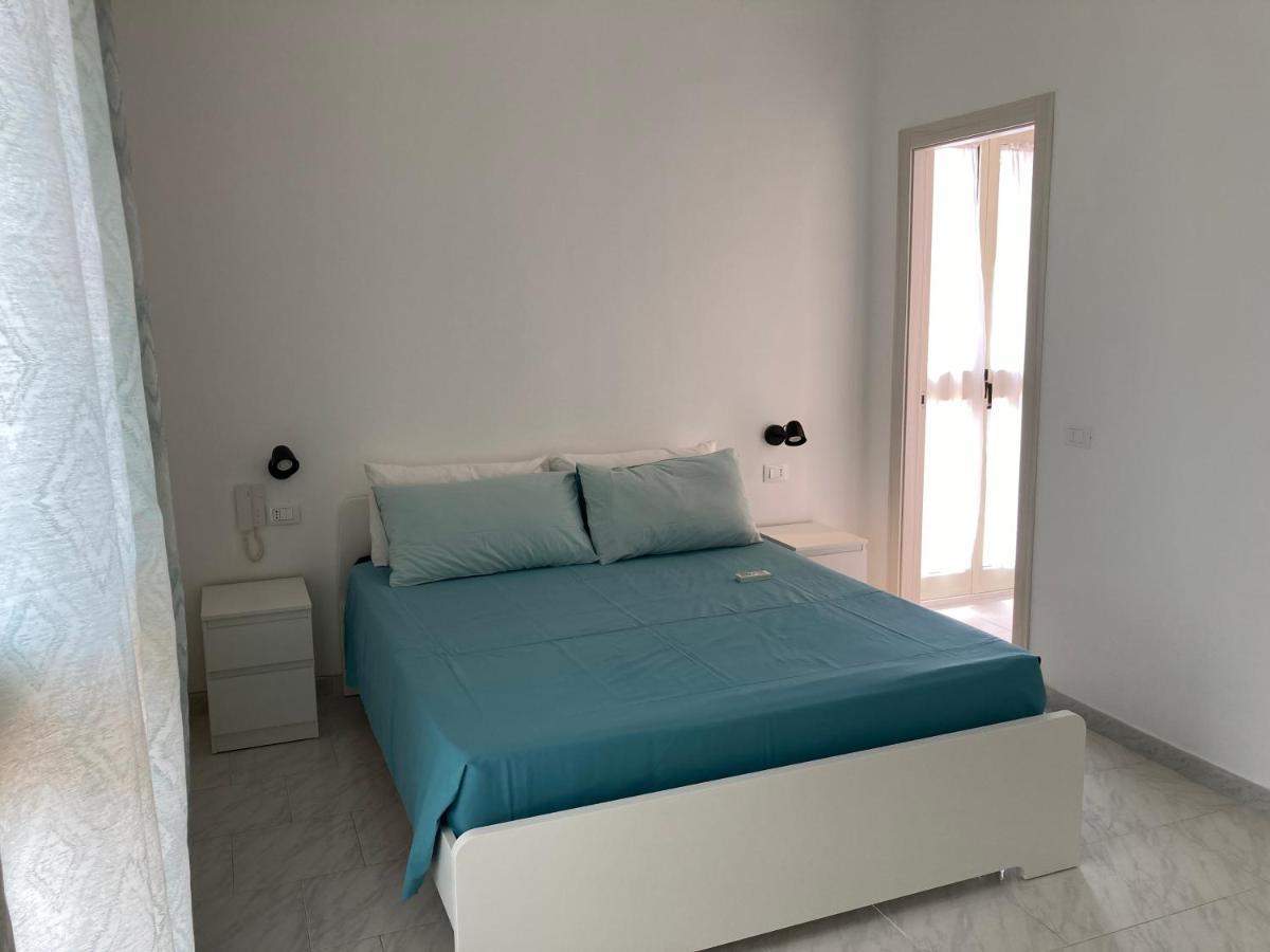 Delposto Marina Di Ragusa Buitenkant foto